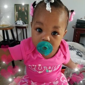 Meet your Posher, Crystal